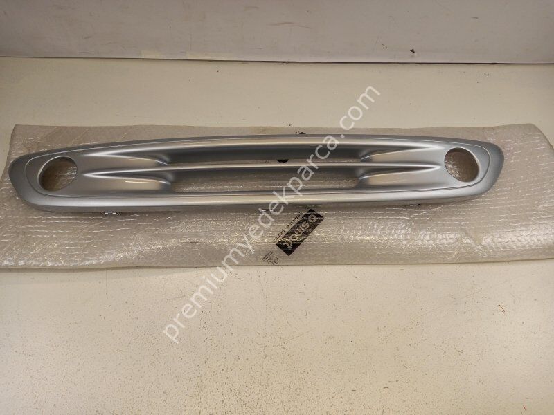 MERCEDES-BENZ 4785161 Havalandırma Izgarası, Tampon