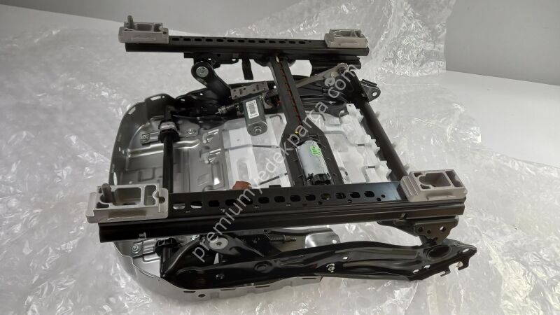 LR156749 - çerçeve