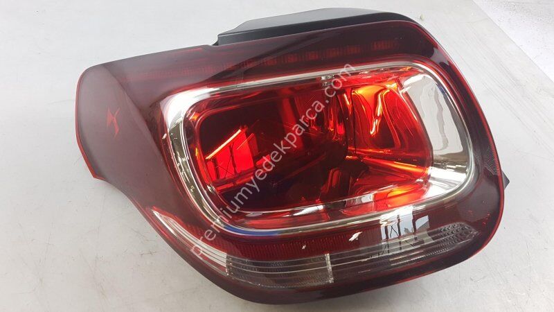 PEUGEOT/CITROEN 6468277 Kombinasyon Arka Işık