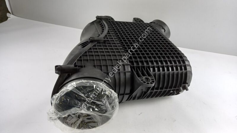 A0190944502 - hava filtresi yuvası/kapağı
