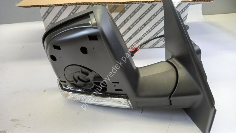 735668169 - dış ayna