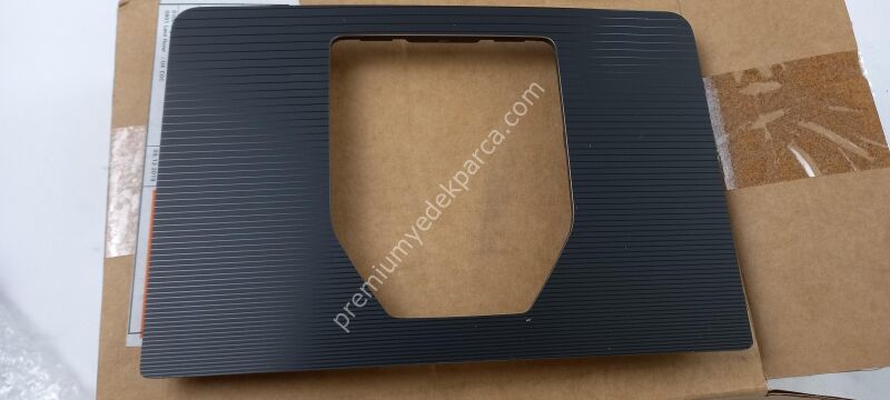 LR115568 - orta konsol parçası/trim