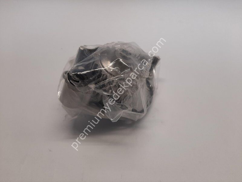 LAND ROVER 930799 Su Pompası