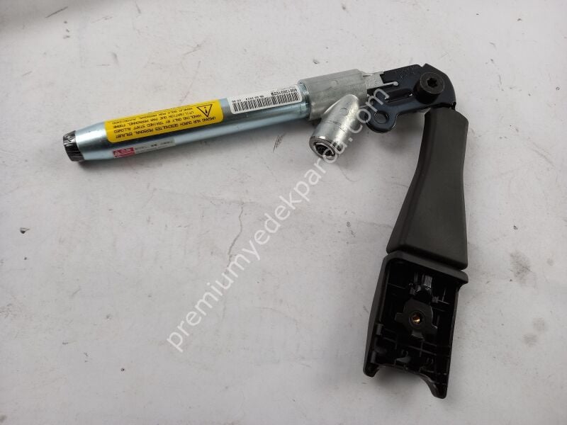 20996136 - emniyet kemeri