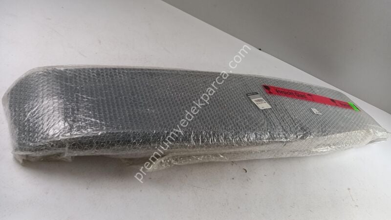 960307916R - spoiler