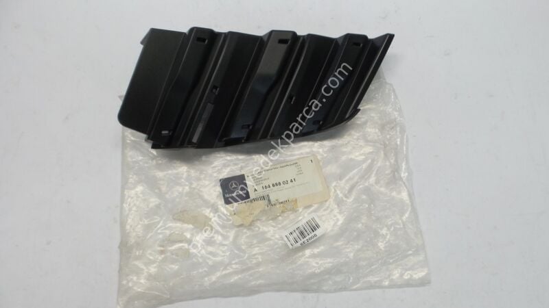 A1648880241 - radyatör ızgarası eki