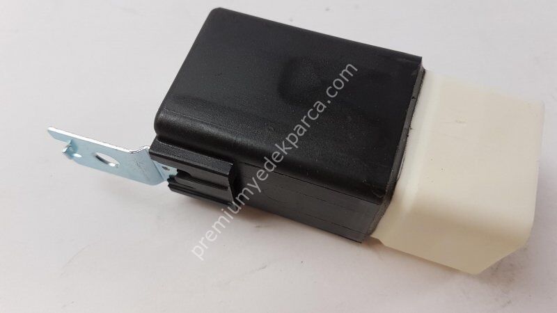 MERCEDES-BENZ 10111448 Röle, Radyatör Fanı