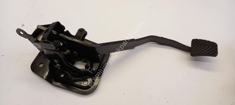 2127Z7 - debriyaj pedalı