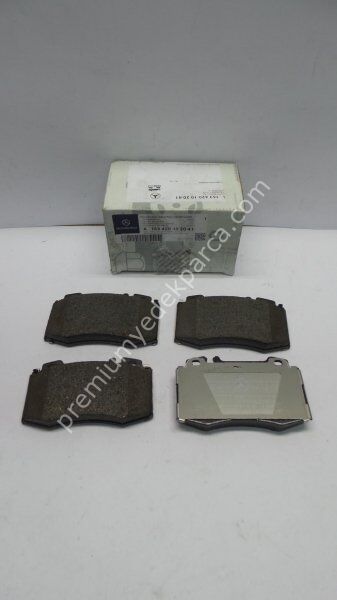 MERCEDES-BENZ 4867244 Fren Balata Seti