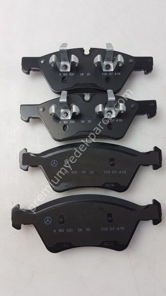 MERCEDES-BENZ 10834229 Fren Balata Seti