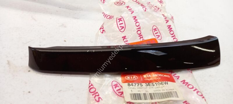 847753E5106W - orta konsol parçası/trim