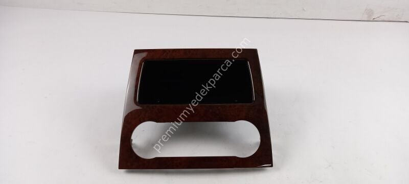 A1696802439 - orta konsol parçası/trim