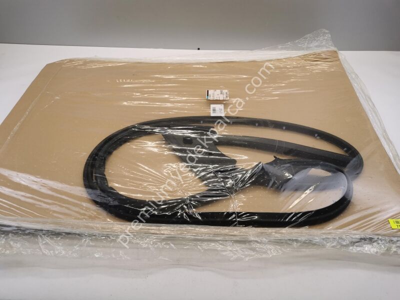 8T0837912G - kapı contası