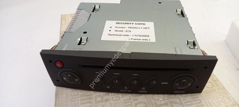 8200633637 - multimedya ana ünitesi