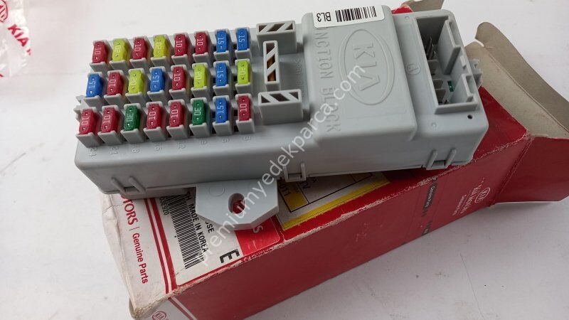 HYUNDAI/KIA 7839372 Sigorta kutusu