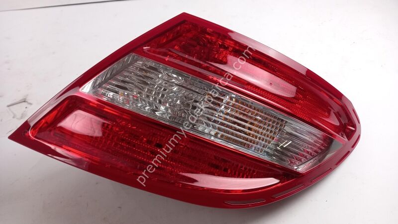 A2048200264 - kombine arka lamba