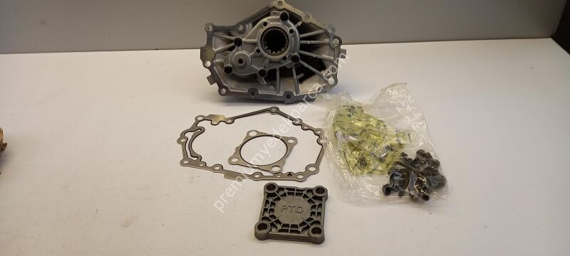 2951696 - yağ pompası