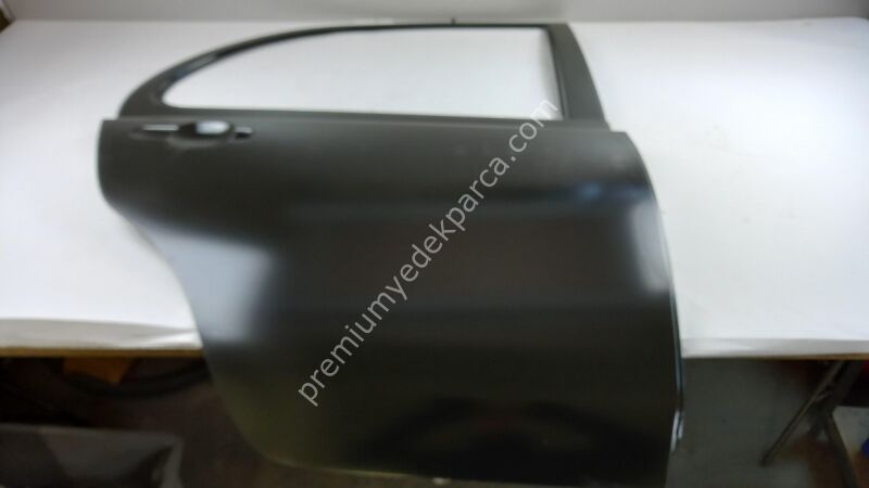 82152AX130 - kapı, gövde