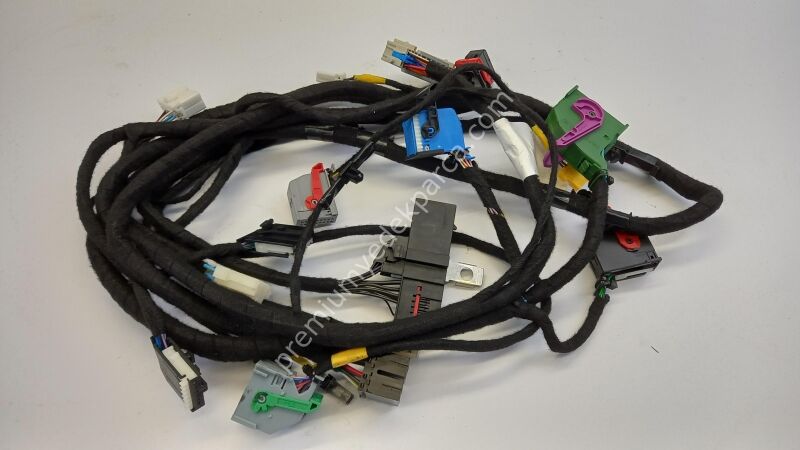 71737002 - kablo demeti, motor