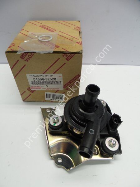 TOYOTA 5824811 Ek Su Pompası