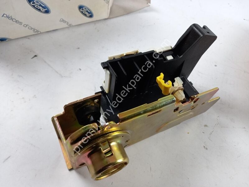 4440399 - kapı kilidi