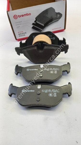 BREMBO 10218472 Fren Balata Seti
