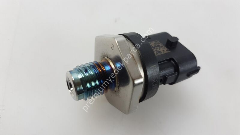 7701069617 - sensör, yakıt basıncı