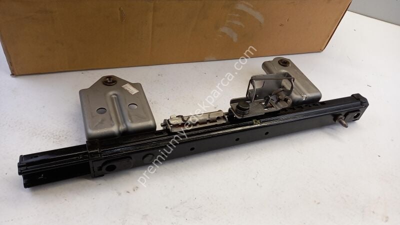 8660465J60000 - koltuk ayarlayıcı