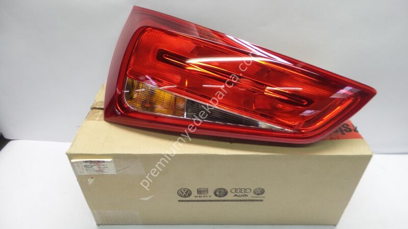 8X0945093 - kombine arka lamba