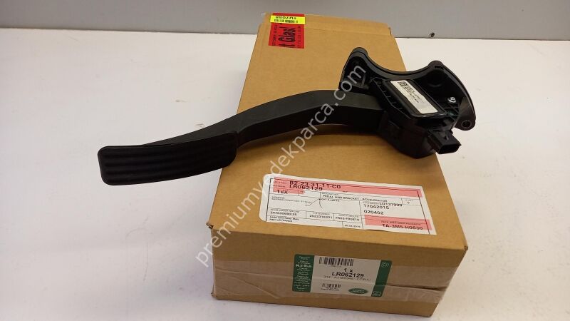 LR062129 - gaz pedalı