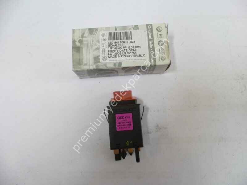 VAG 5066894 Tehlike Işık Anahtarı