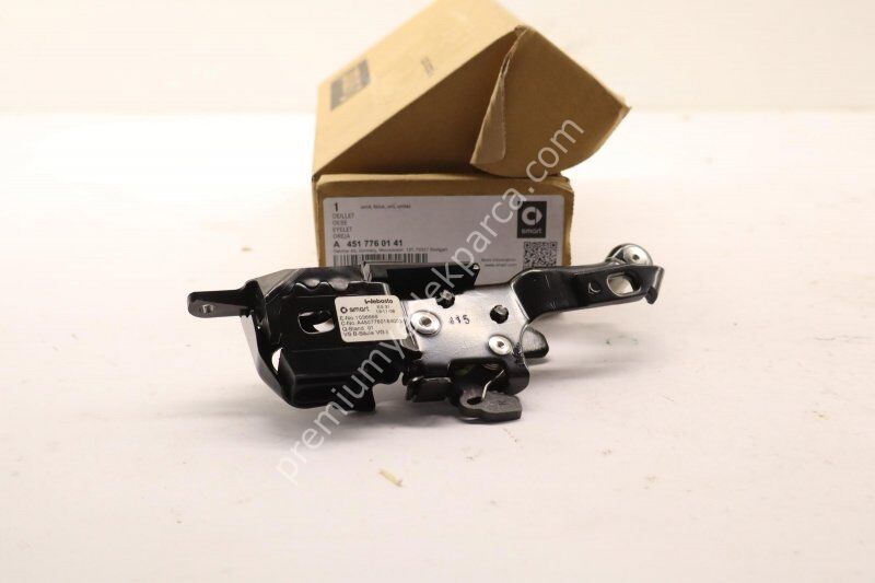 MERCEDES-BENZ 4654499 Kaput Kilidi