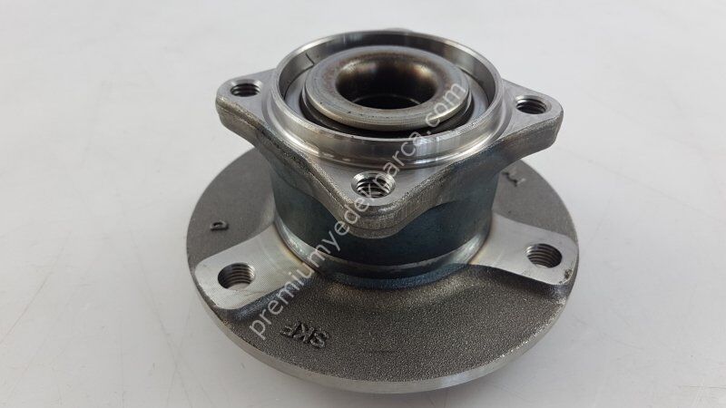 MERCEDES-BENZ 4645031 Tekerlek Göbeği