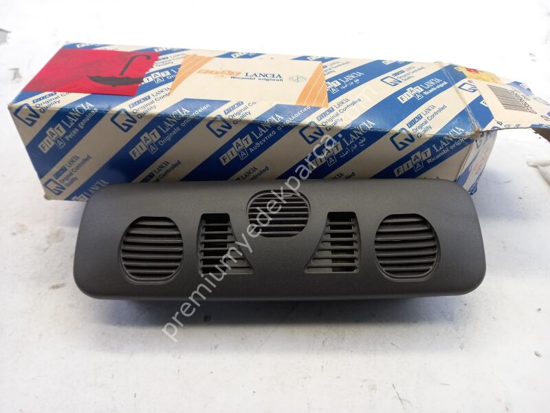 735260624 - süs trim