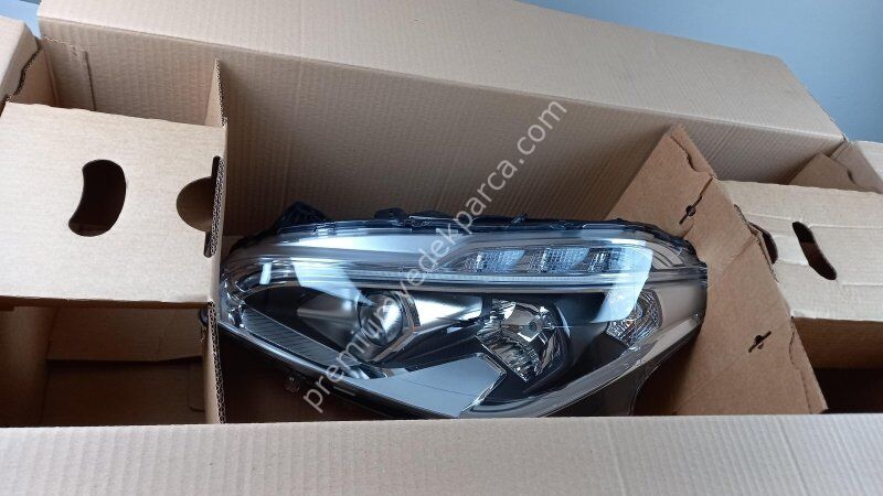 PEUGEOT/CITROEN 19404757 Far