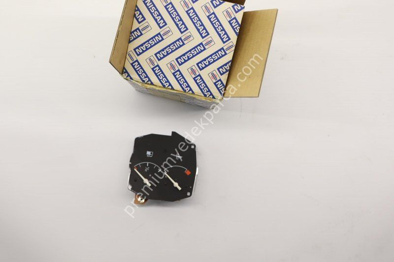 NISSAN 8292687 Otomobil parçaları