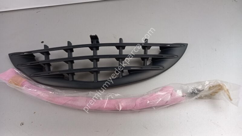 5183892AA - havalandırma ızgarası, tampon