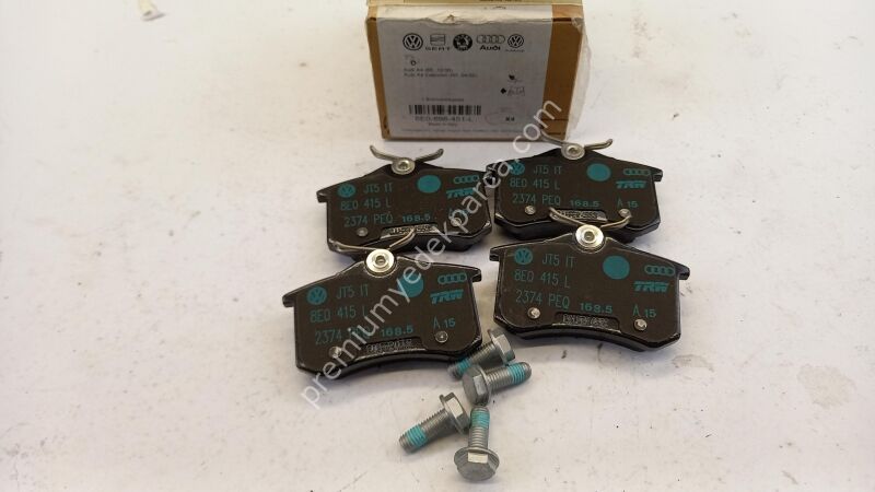 8E0698451L - fren balata seti